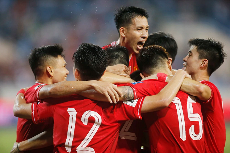 nha-bao-van-an-dt-viet-nam-se-ha-guc-ca-indonesia-va-thai-lan-de-vo-dich-aff